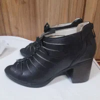 کفش دخترانه اصل سایز ۳۹