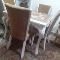 میز نهارخوری