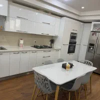 میز غذاخوری بسیار عالی و خوش قیمت