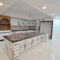 ۲۰۵متر/کلیدنخورده/۳خواب/غرق نور/کد۱۳۲