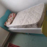 تخت کودک نوجوان تمیز