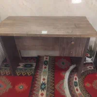 میز تحریر یا برای فروشندگی