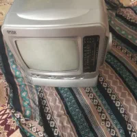 تلوزیون ۴ اینج