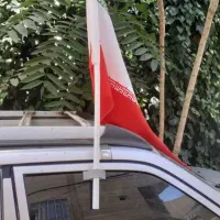 جای حمل پرچم روی شیشه ماشین