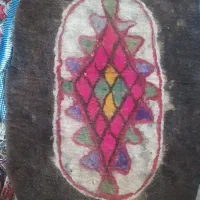 نمد بدونه زده  بو  سالم