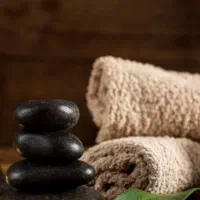 آموزش ۳ دوره ماساژ مدرک تاسیس سالن دریافت می‌کنید