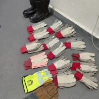 دستکش و کفش کار