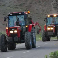 سلام راننده تراکتور هستم