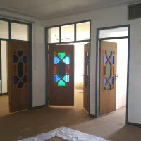 واحد ۱۰۰ متری در میدان آزادی