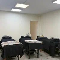 اجاره-تخت-مژه-و-اتاق