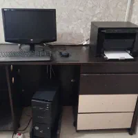 میز کامپیوتر سه کشوئه