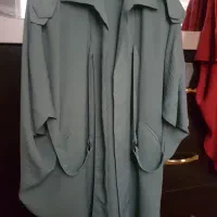 کت روی لباس