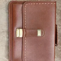 کیف اداری رمزدار قهوه‌ای روشن