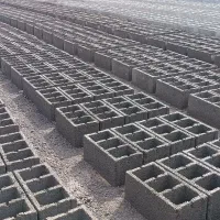 بلوک سیمانی ته پر