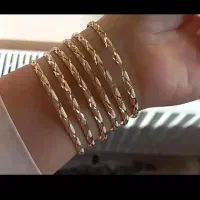 تعدادی النگو طلا روس رنگ ثابت