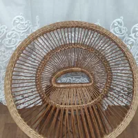 صندلی چوبی