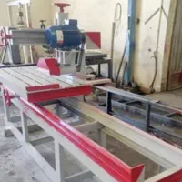 کارگر برشکار سنگ