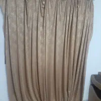 دو عدد پرده با چوب پرده
