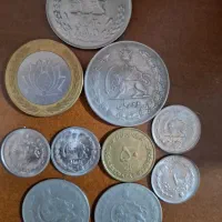 تعدادی سکه قدیمی فروشی