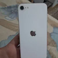 ایفون se 2020 در حد