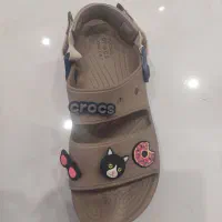 کراکس  CROCS با ۸ عدد جیبیکس