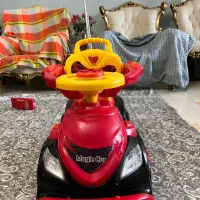 چرخ کودک با دسته هدایت کننده