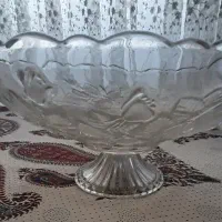 میوه خوری و تنگ شیشه ای