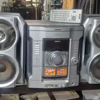 ضبط 3 دیسک DVD  دو کاست SONY