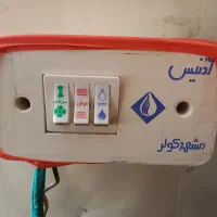 کولر  آبی     منبع  آب     اجاق گاز     میز  تاشُو