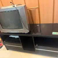 تلویزیون و میز براوو