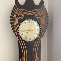 ساعت زمینی ایستاده