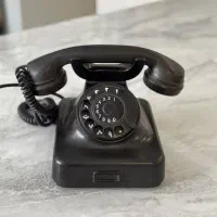 تلفن قدیمی