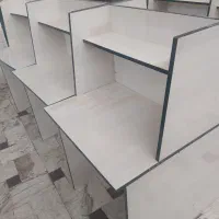 میز مطالعه کتابخانه ای