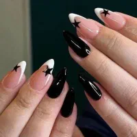 خدمات ناخن، ناخنکار