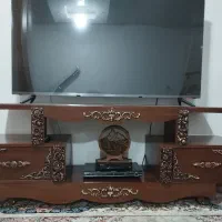 میز تی وی،ویترین