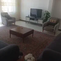 مبل و قالی
