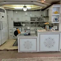 آپارتمان 95 متری ، 2 خواب ، نادری