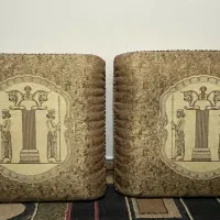 ۲ عدد پشتی کوچک طرح هخامنش