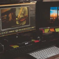 ادیتور و محتواساز