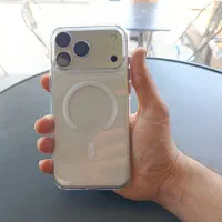 اپل 17 pro مکس.  رنگ سفید