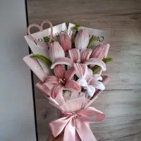 دسته گل و باکس گل پیپ پاکن