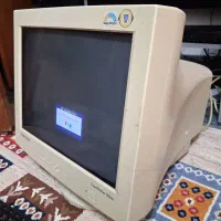 مانیتور و صفحه کلید و موس