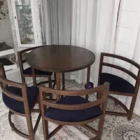 میز ناهار خوری کمجا