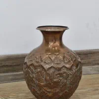 دو عدد گلدان مسی
