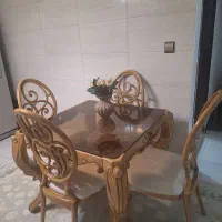 میز ناهارخوری پلیمری