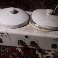 تعدادی وسایل ارایشگاه زنانه به فروش میرسد