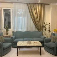 مبل راحتی و میز