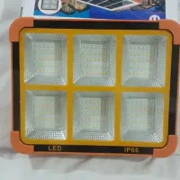 پروژکتور و چراغ خورشیدی