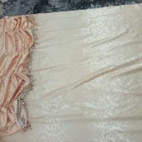 فروش یک جفت پرده ساتن کرم طلایی