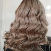 ارایشگری و زیبایی